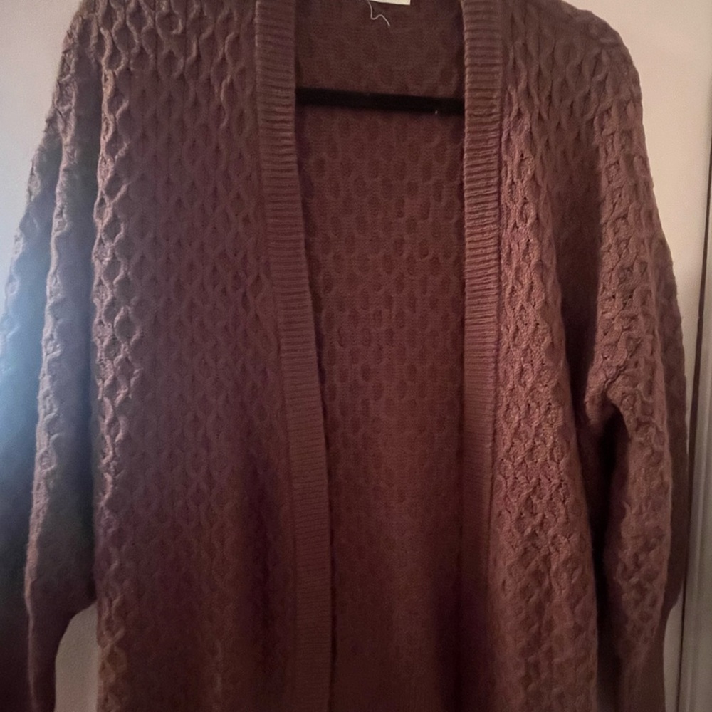 Rylee and Cru Sweater

• cozy
• comfy